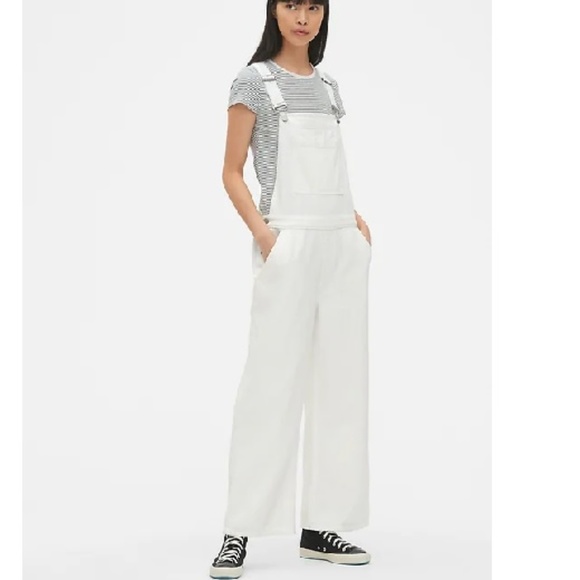 Gap Denim - NWT Gap Wide Leg Denim Overalls XSP White c763